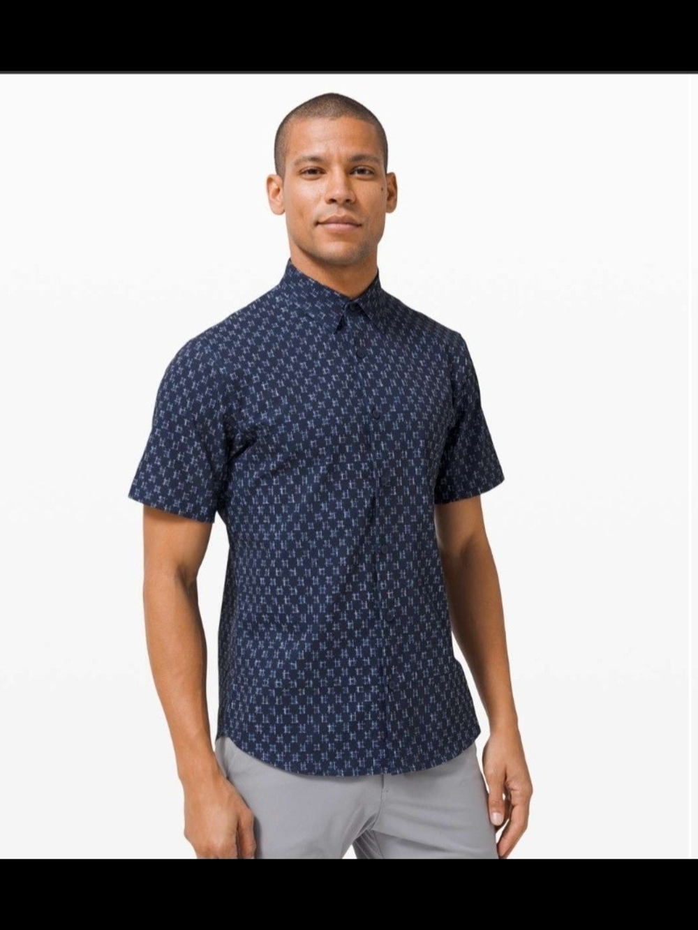 Men's Navy Short-Sleeve Patterned Button-Up Shirt Lululemon XL Ventlight